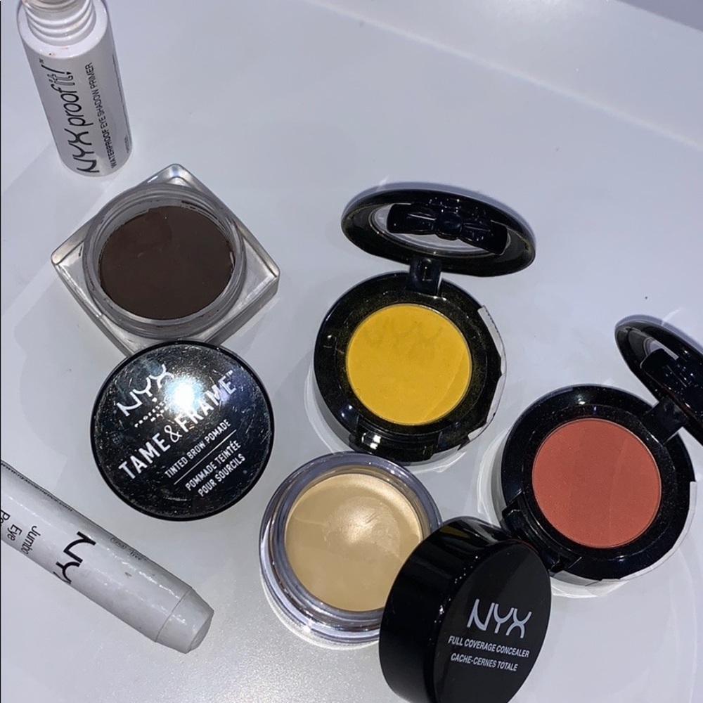 NYX Bundle - Picture 3 of 7